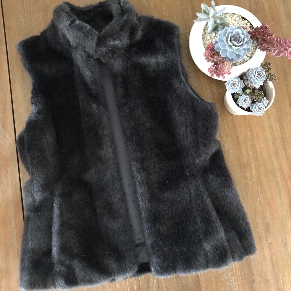 Banana Republic Faux Fur Vest - Sable